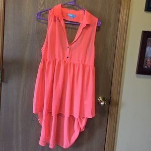 Beautiful coral tunic cut out back top