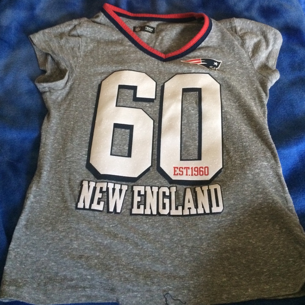 Sweat pants and t shirt. Patriots team apparel