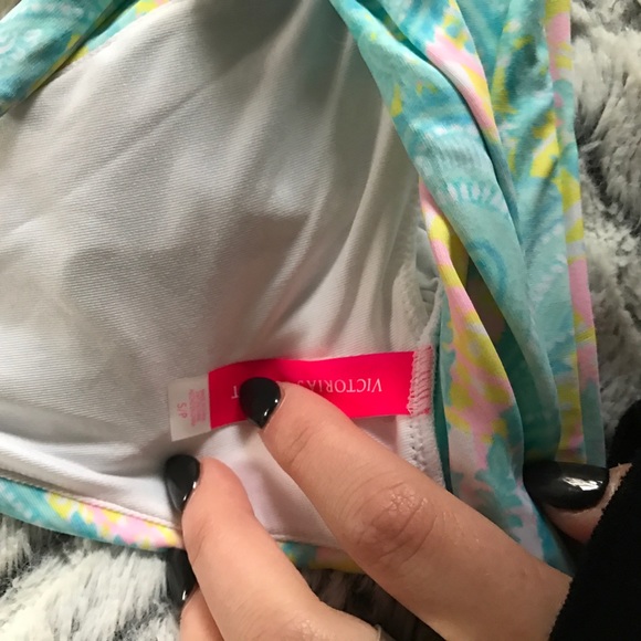 Victoria Secret Triangle Top - Picture 3 of 3