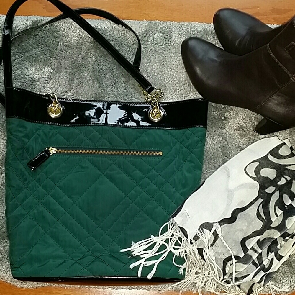 Talbots quilted with patent trim handbag