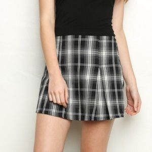 NWOT plaid kaitlee skirt