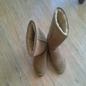 Bearpaw Boots