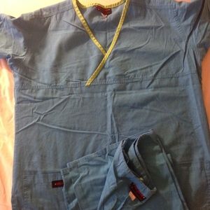 Melrose by May-Hill Uniform Medical Scrub Top