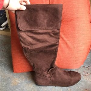 Brown boots Charolette russe