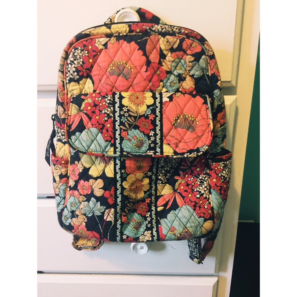 Vera Bradley Happy Snails Mini Backpack🌸🐌🦋