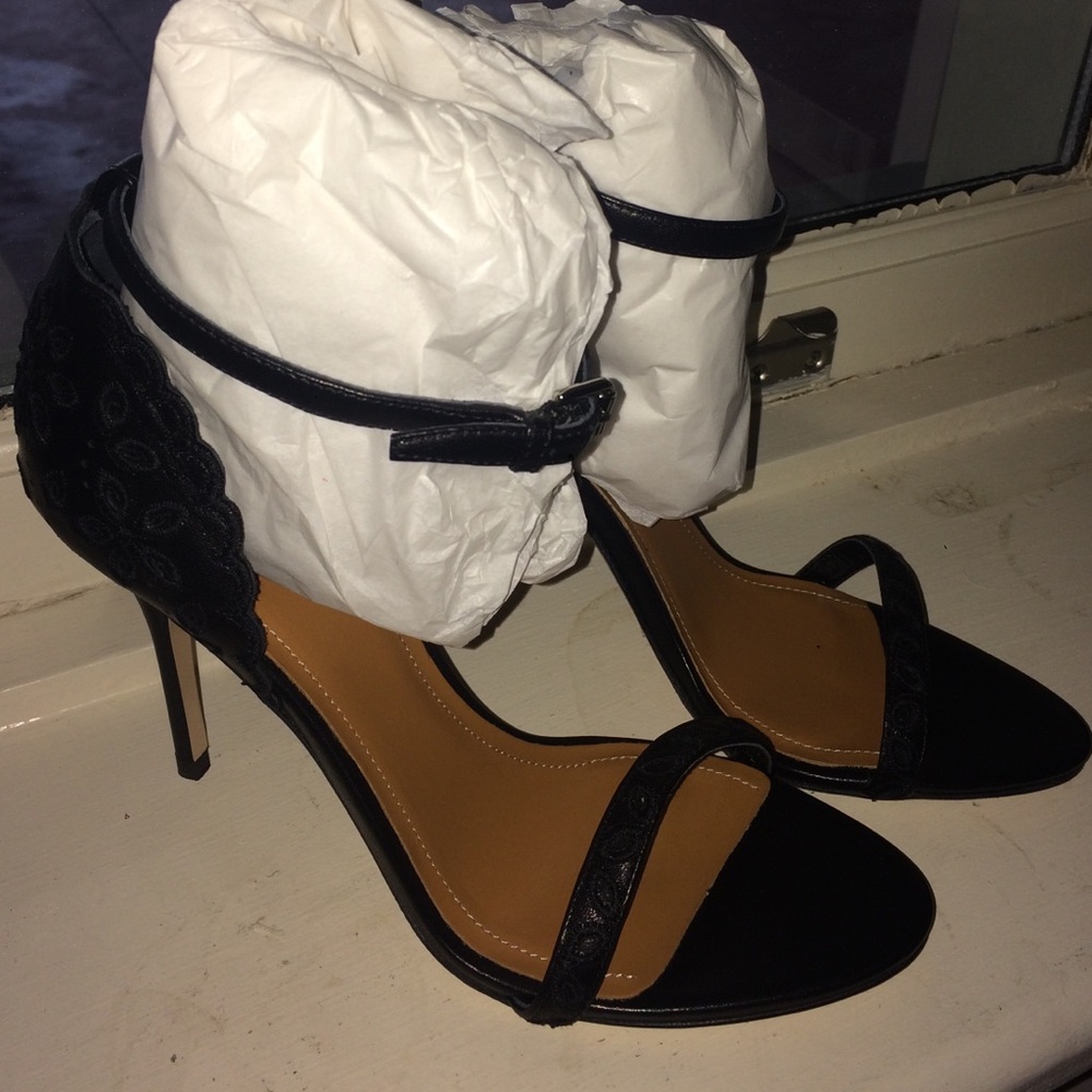 Ralph Lauren Raegan Calf Skin Black Leather Heels