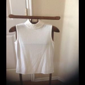 Women's Sleeveless Sweater