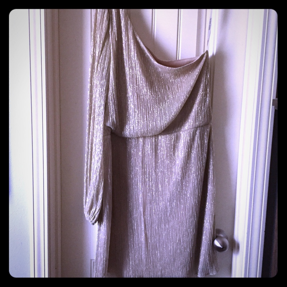 Bisou Bisou gold party dress