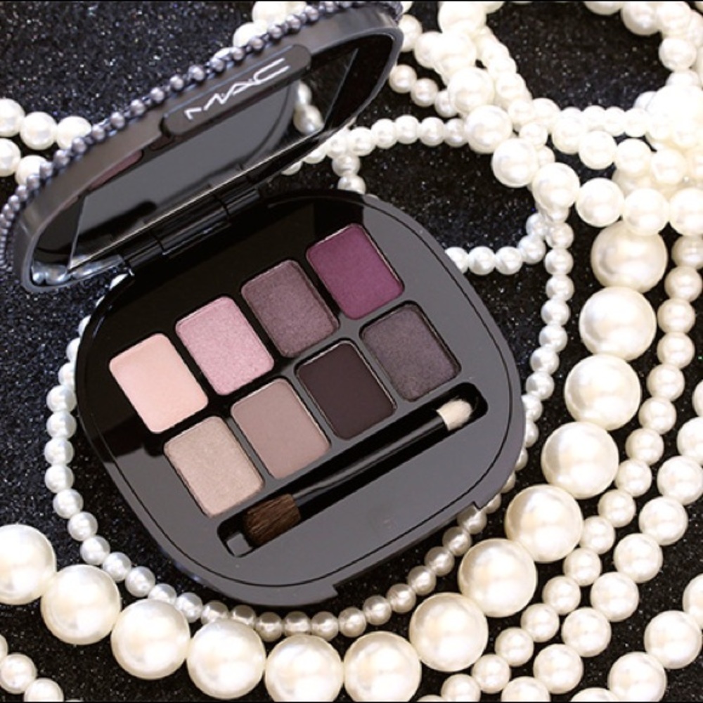 Mac cosmetics eyeshadow