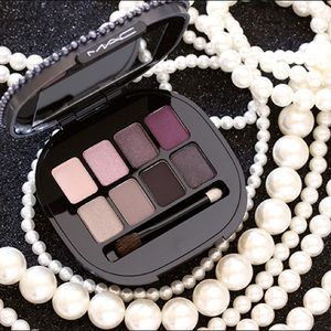 Mac cosmetics eyeshadow