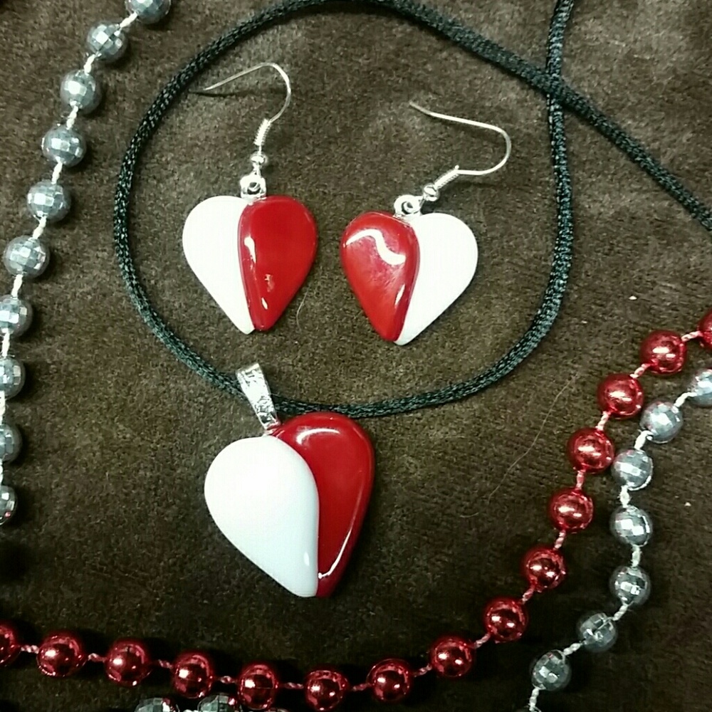 Art Glass Valentine Set, earrings & necklace