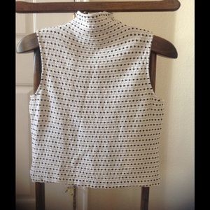 Women's Sleeveless Blouse