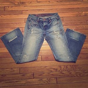 Levi distressed jeans