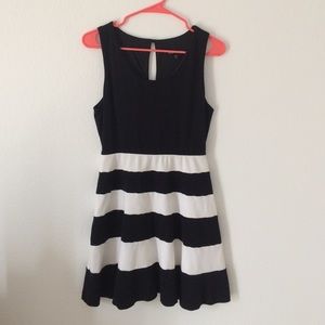 EXPRESS dress