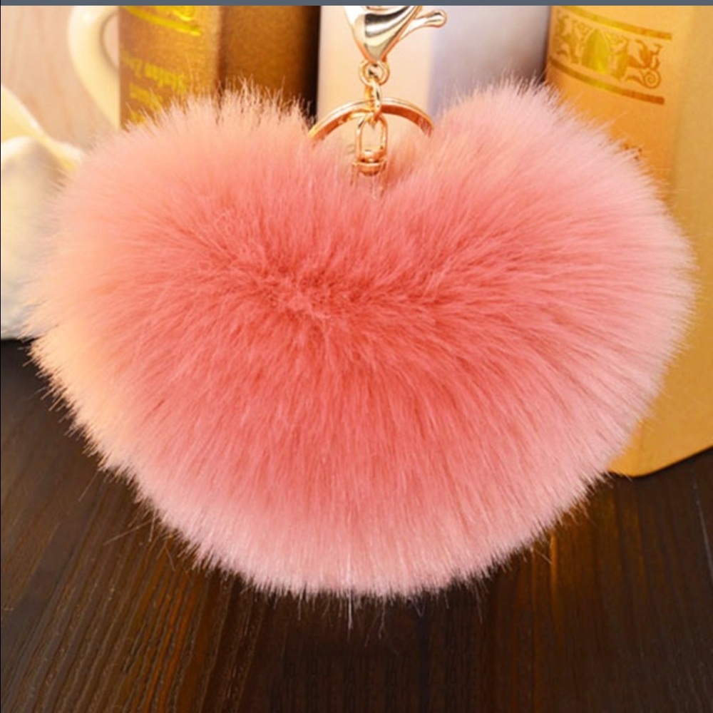 Fur Heart Shape Ball Keychain holder