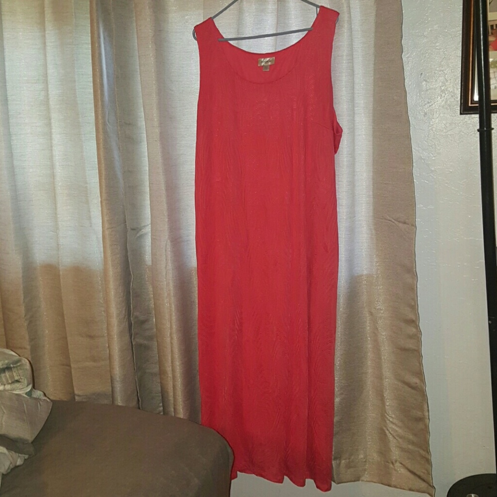 Avenue coral dress size 26/28
