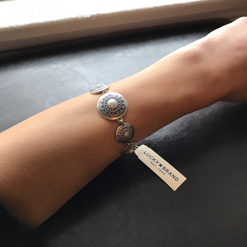 Silvr-tone Imitation Pearl Star Disc Link Bracelet