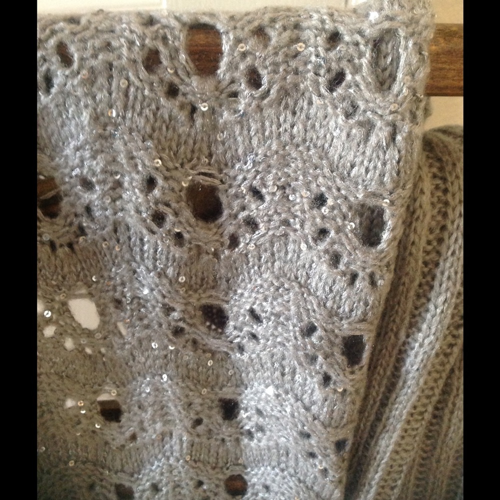 Infinity Scarf - Picture 2 of 4