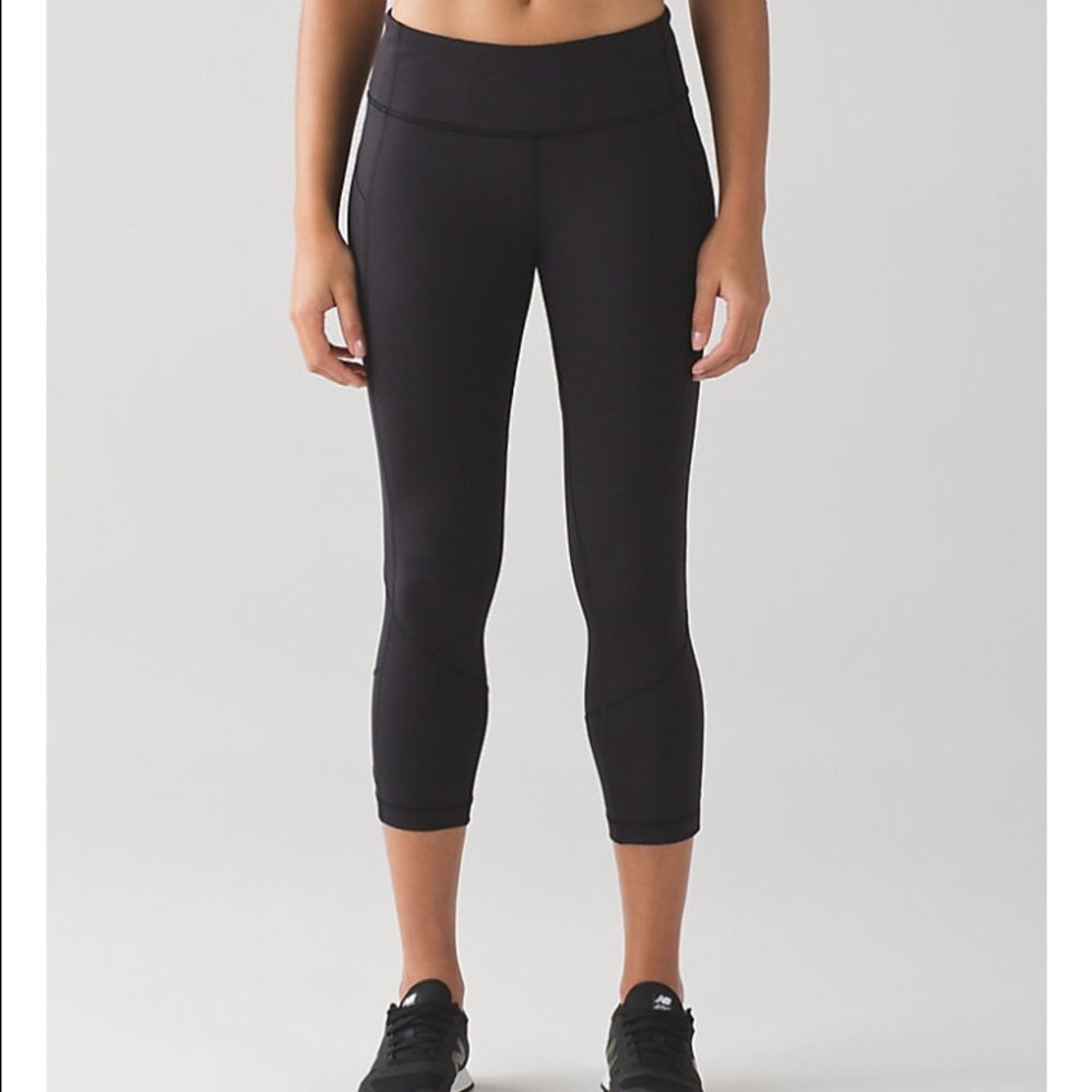 Lululemon crops