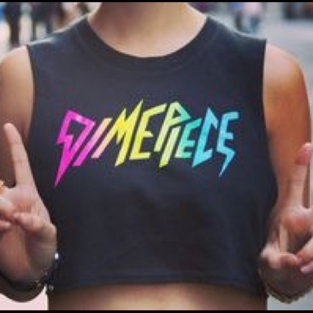 DimepieceLa Logo Crop Top