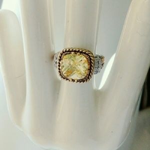 Lia Sophia lemon chiffon ring size 7