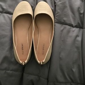 Call it Spring nude flats