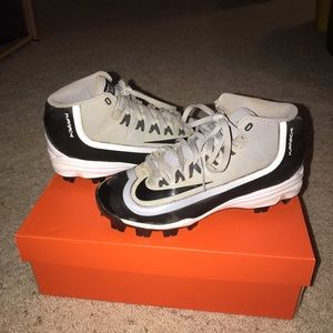 Nike baseball cleats