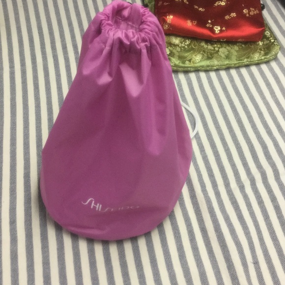 Purses - Picture 2 of 2