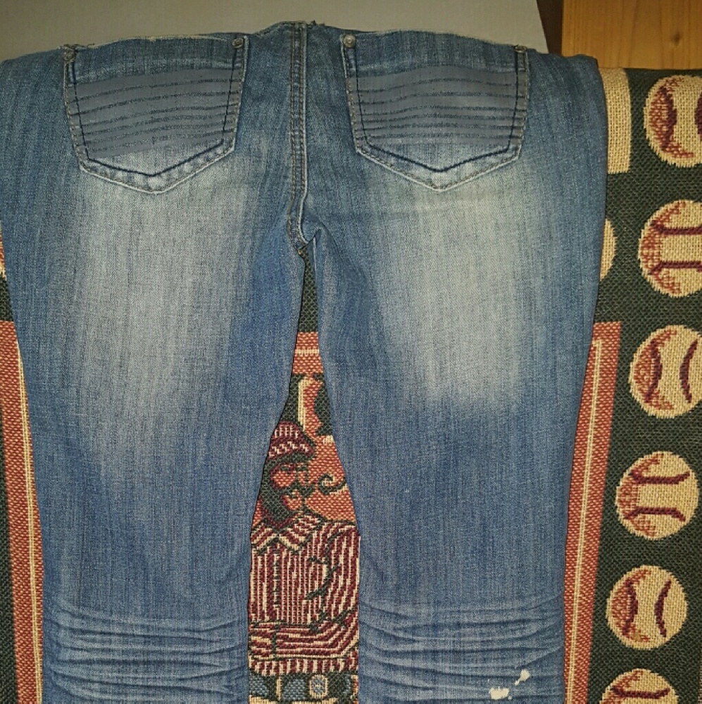 Jeans - Picture 2 of 3