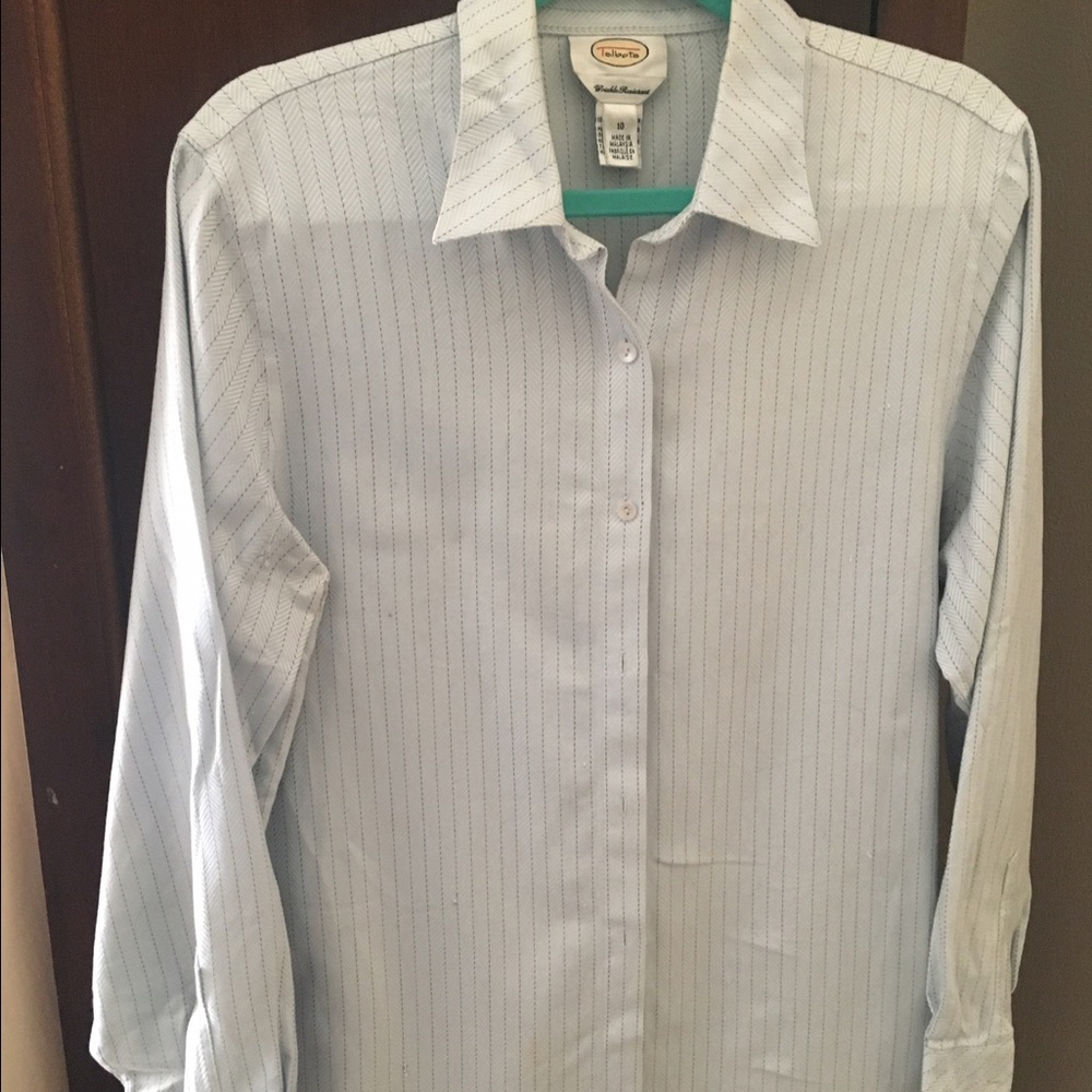 Button up wrinkle free shirt