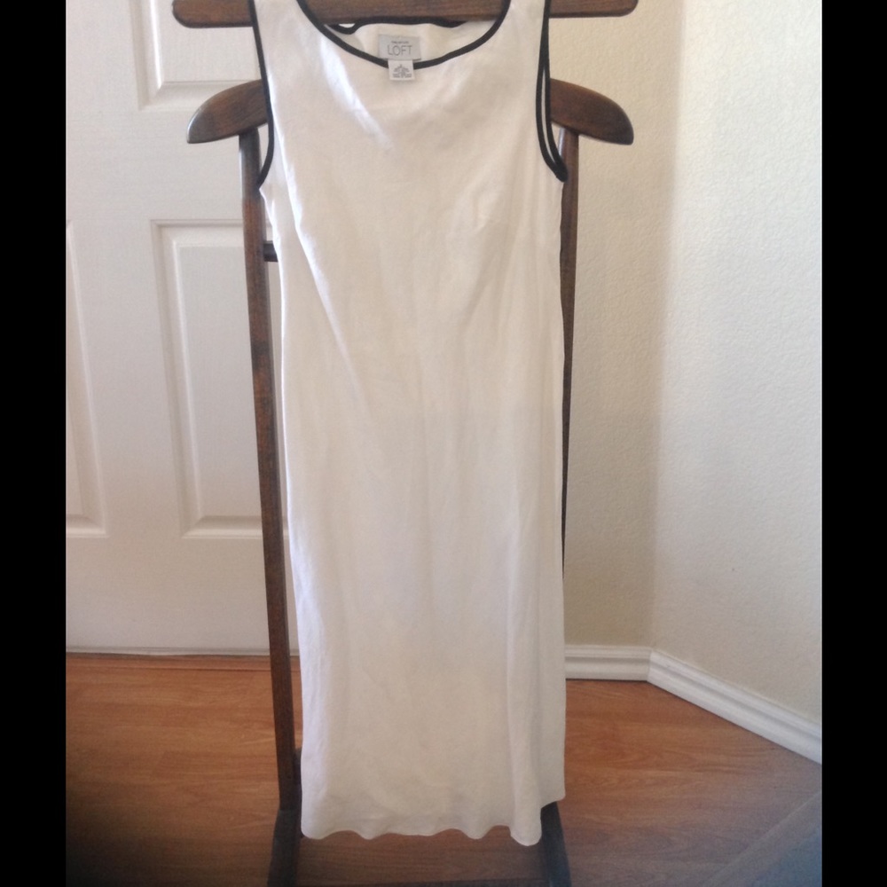 Women's sleeveless dress