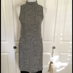 Reduced from $10 EUC Mock neck Tunic
