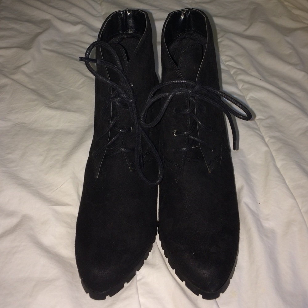 Black heeled booties