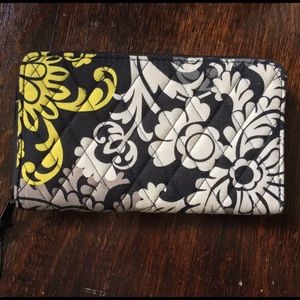 Vera Bradley Accordion Wallet in Baroque a