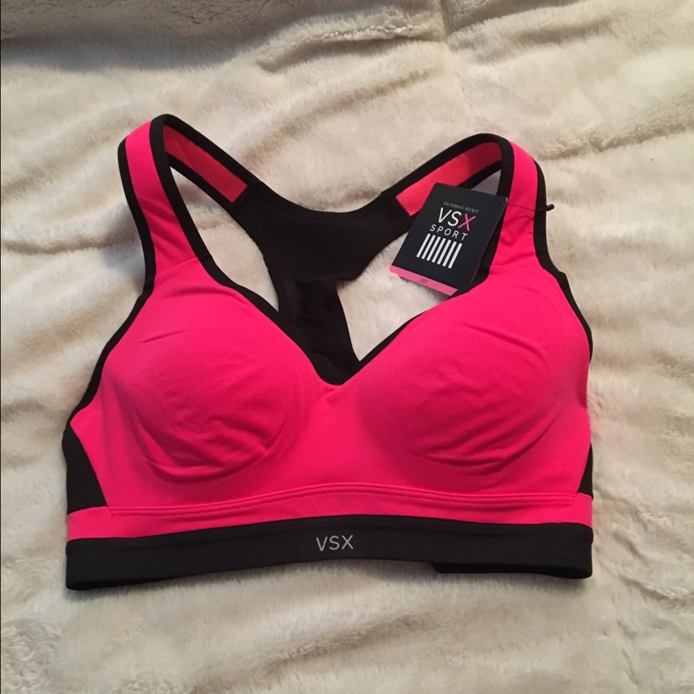 NWT Victoria's Secret 32C sports bra