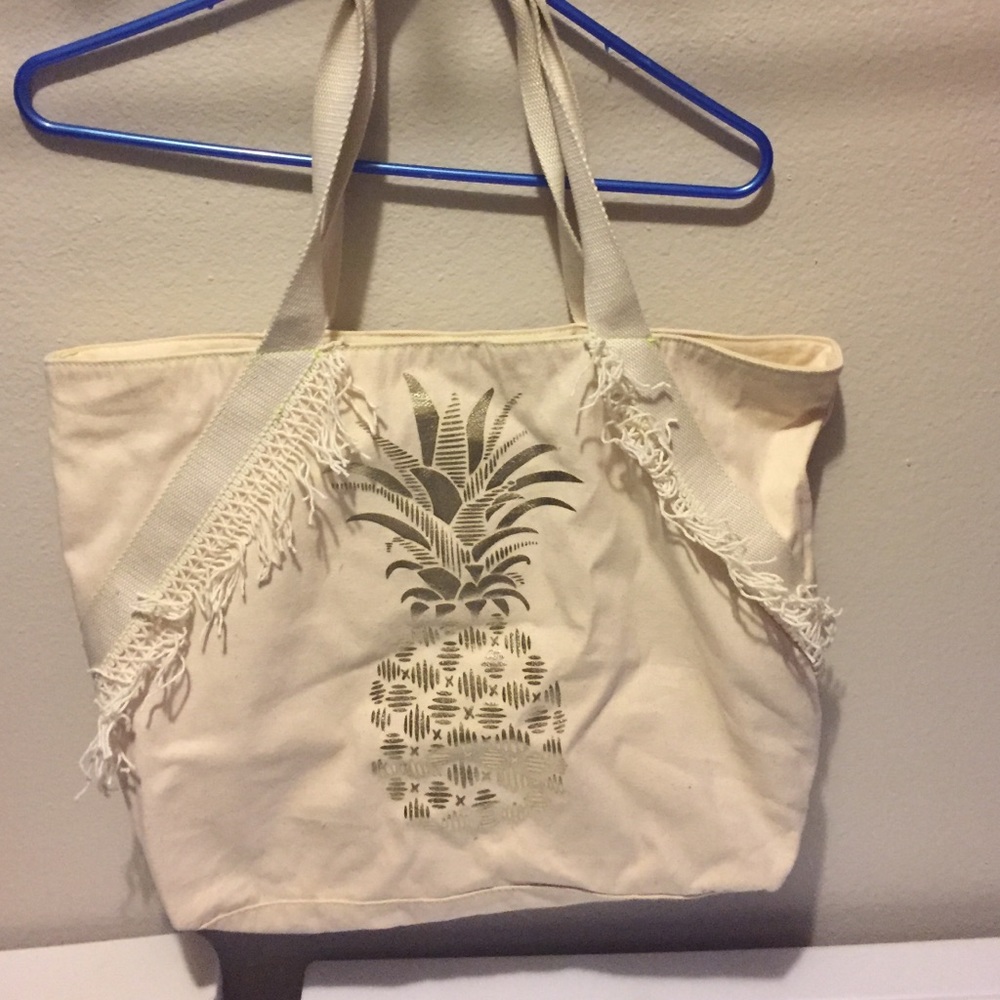 Aeropostale beach tote