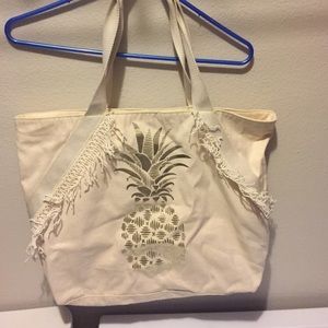 Aeropostale beach tote