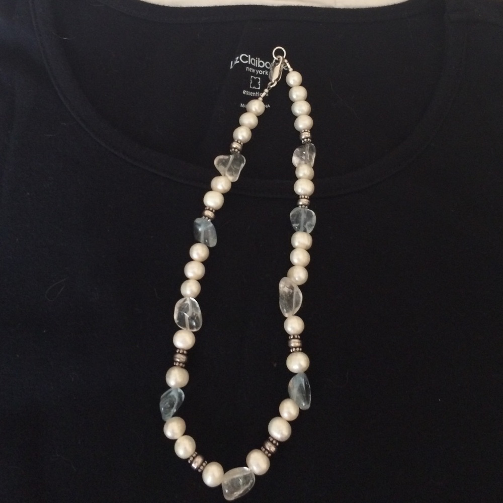 Genuine pearl and blue topaz necklace