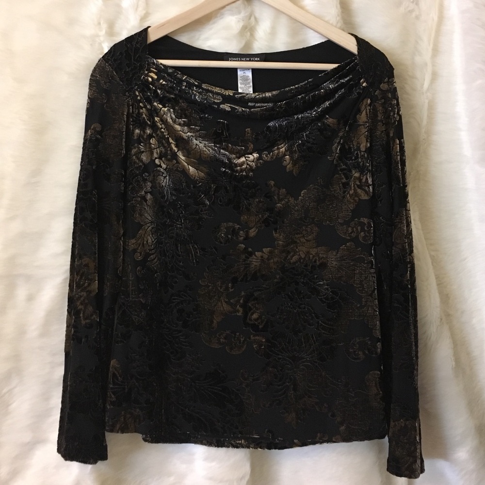 Jones New York long sleeve blouse