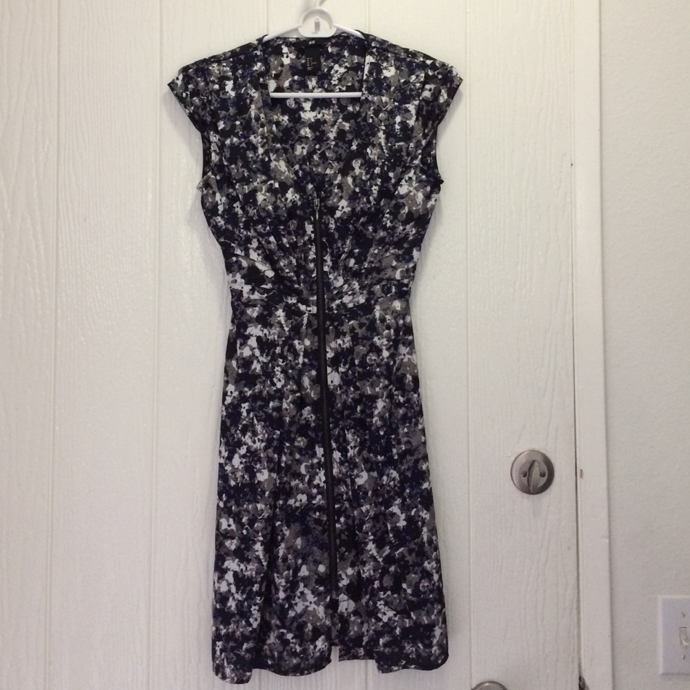 H & M zipper front dress