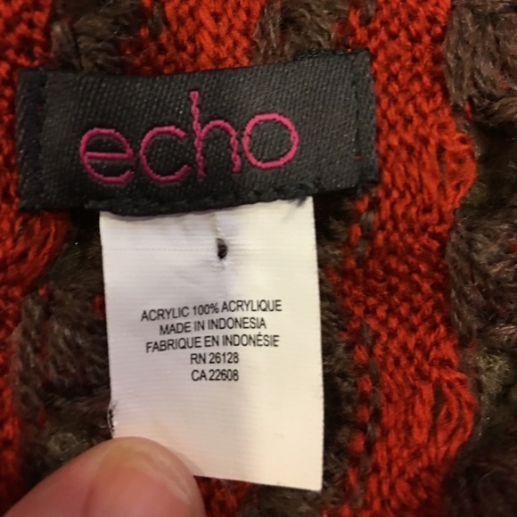 Graphic infinity scarf - Picture 3 of 3