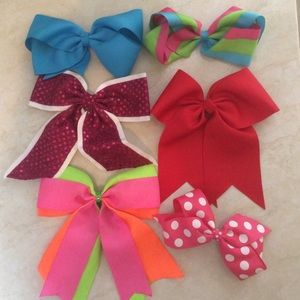 Bows @ 6 for $3 or 2 for $1
