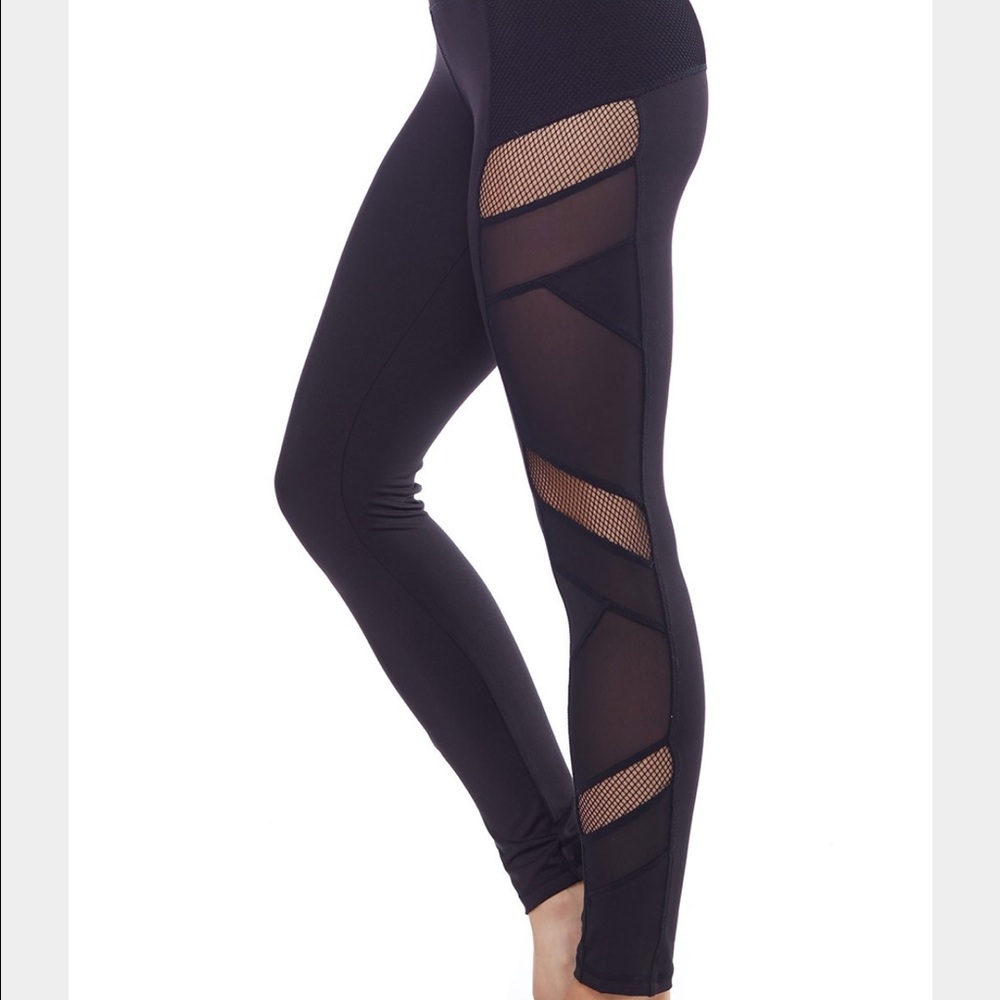 BNWT live electric mesh legging like lululemon