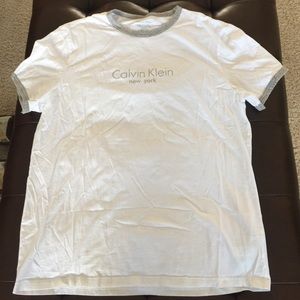 Men's Calvin Klein shirt