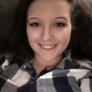 Meet your Posher, Cassie