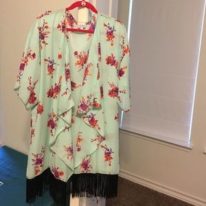 LuLaRoe Monroe Kimono -Large