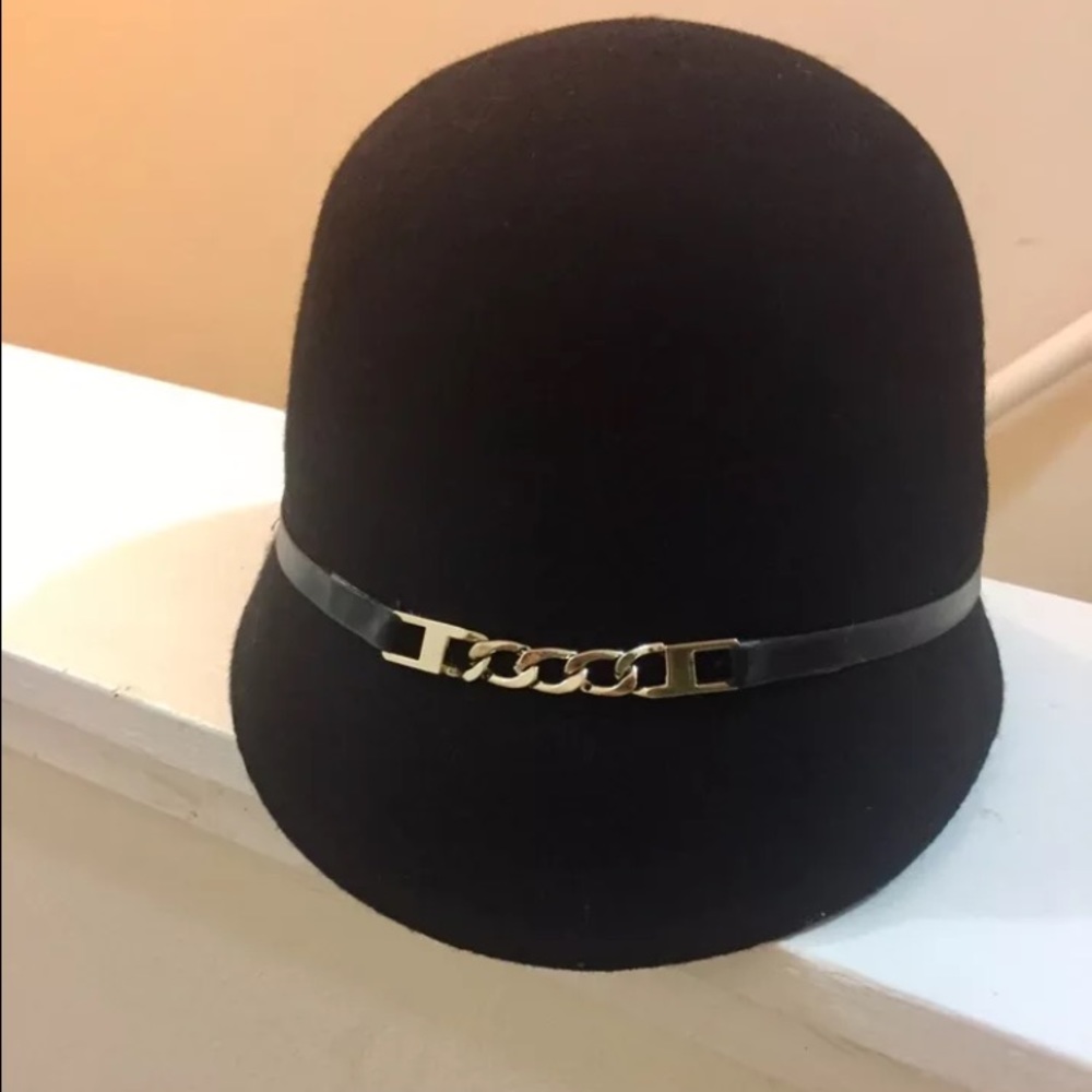 Calvin Klein black wool hat 💯 % brand new.