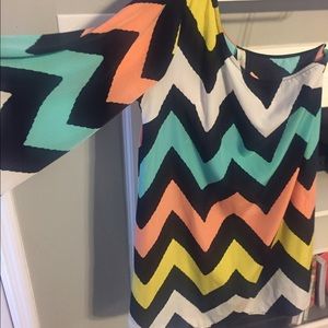 One sleeved chevron dress