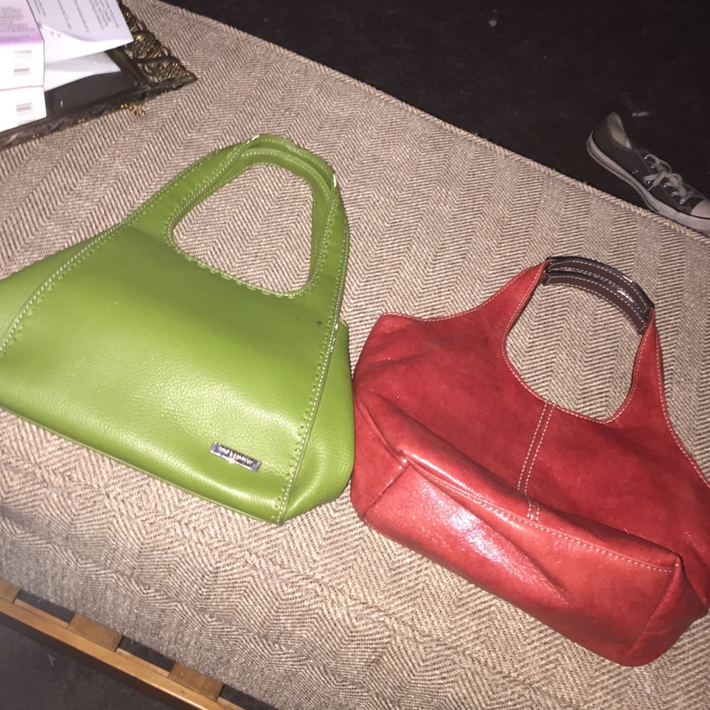 2 purses
