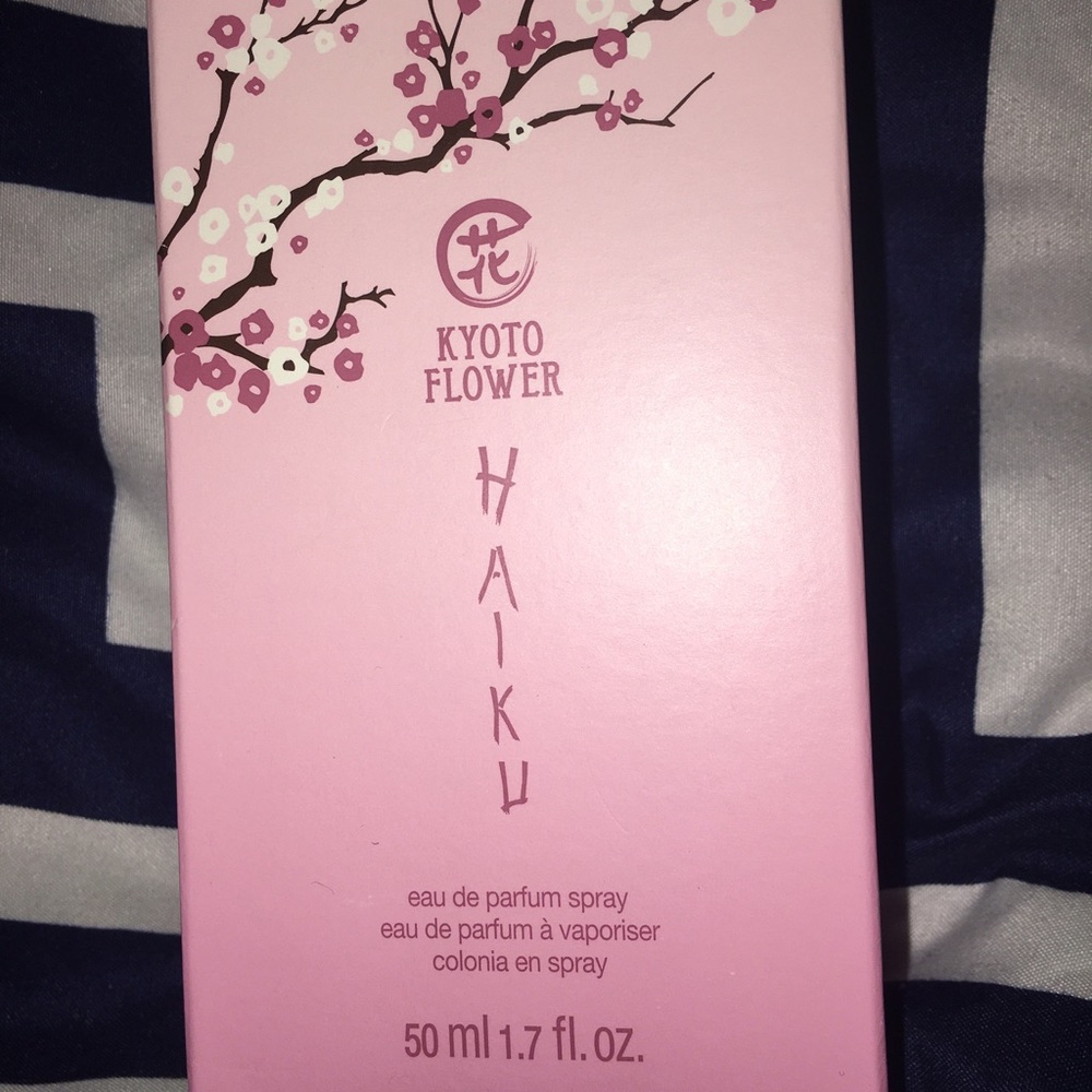 Avon Haiku Kyoto Flower Perfume